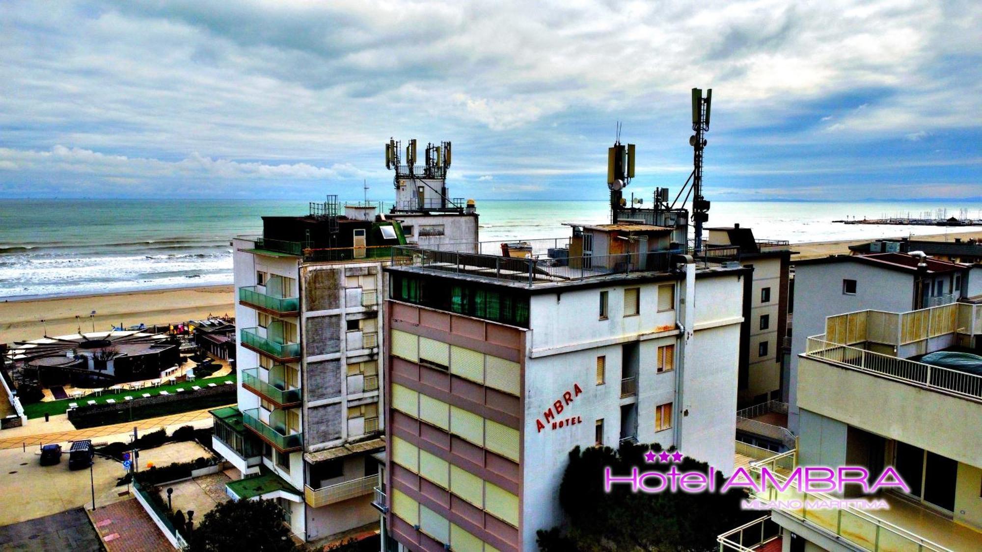 Ambra - Fronte Mare - Vicinissimi Al Centro 3*