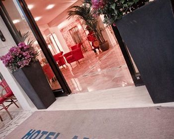 Ambra Hotel 3*
